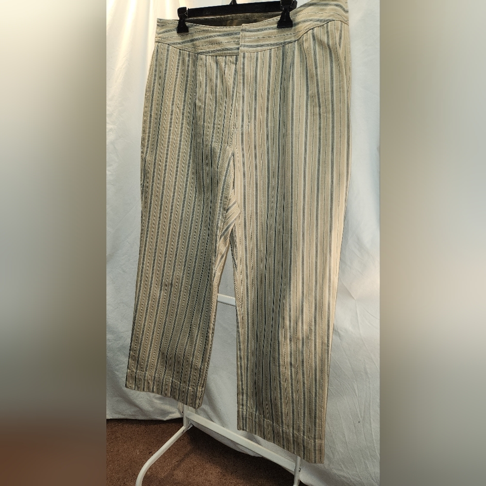 LIZ CLAIBORNE JEANS